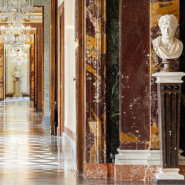 Sala de Mármoles o de Europa en el Palacio Real de la Granja de San Ildefonso