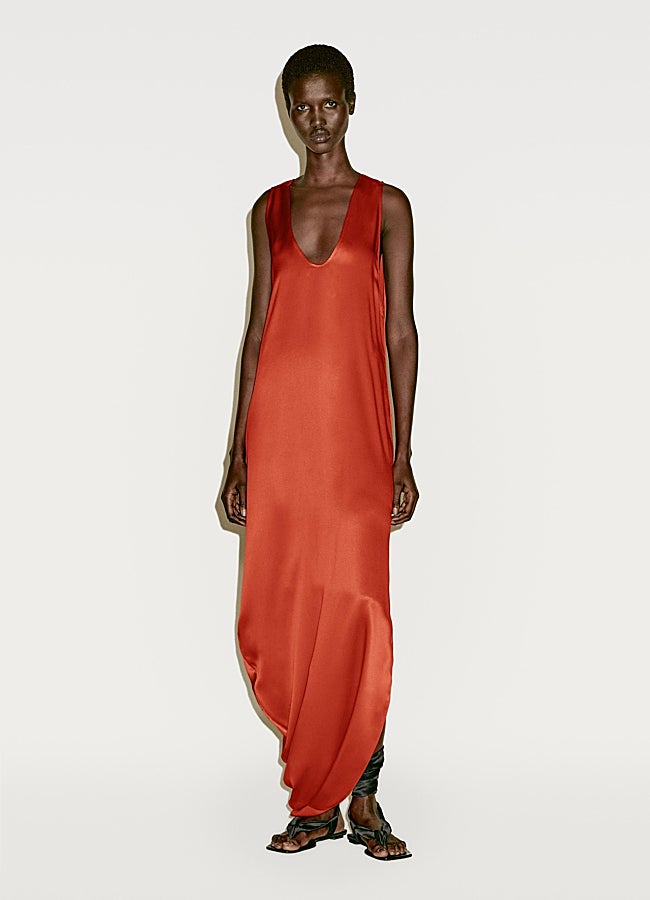 Imagen - Vestido asimétrico de Massimo Dutti.