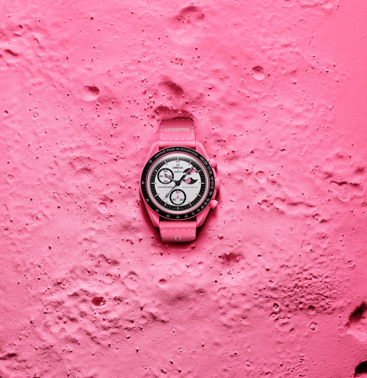 Reloj Bioceramic MoonSwatch MISSION TO THE PINK MOONPHASE.
