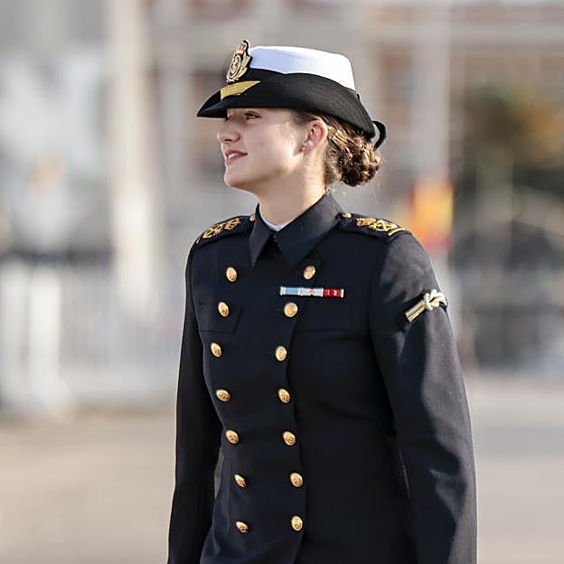 El recogido favorito de la princesa Leonor: moño trenzado y las horquillas de toda la vida