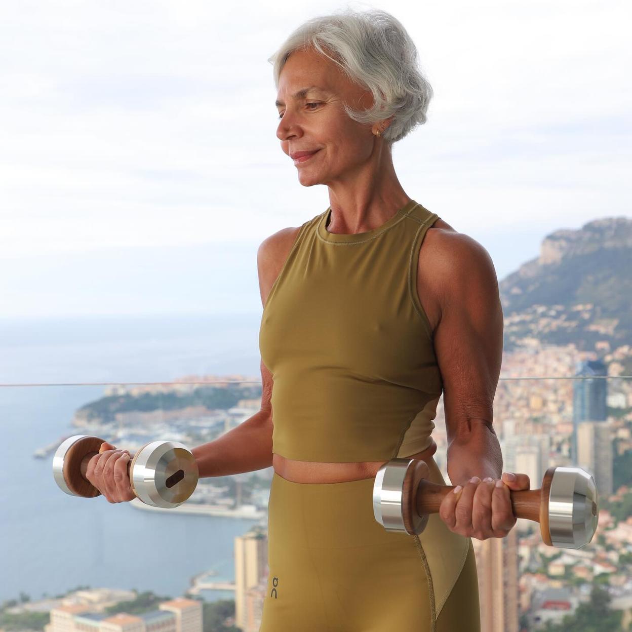 Mujer haciendo ejercicio. 