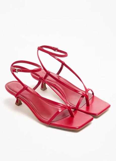 Imagen - Sandalias rojas de Pull & Bear (19,99 euros)
