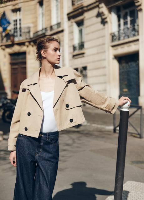 Imagen - Trench corto beige de Zara (49,99 euros)