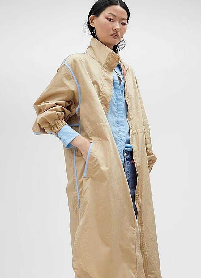 Imagen - Chubasquero de mujer tipo trench con bolsillos de Lola Casademunt (169€ en El Corte Inglés)