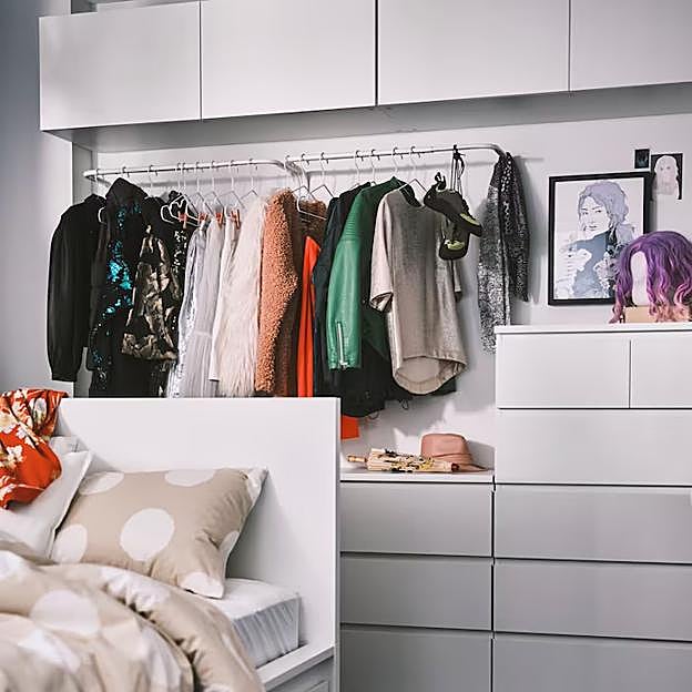 La sencillez de la línea MALM de IKEA la ha convertido en un best seller.