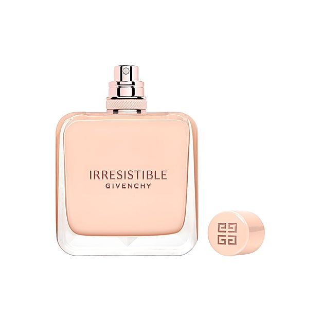 Irresistible Nude Velvet de Givenchy.