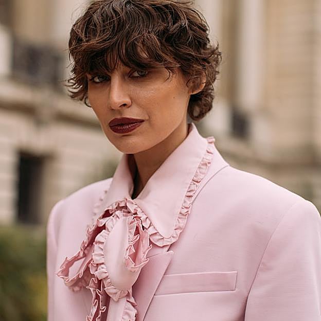 Polvos sueltos: el producto viral con el que conseguir un maquillaje impecable de efecto filtro