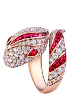 Imagen secundaria 2 - Piezas de la colección Serpenti de Bulgari ideada para este 2025.