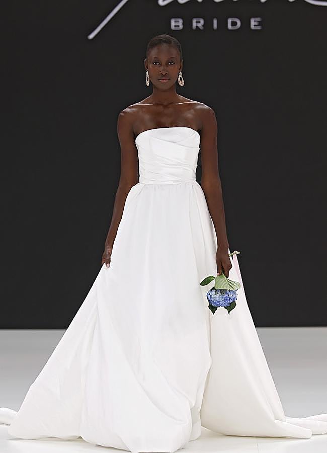 Imagen - Badgley Mischka. / D.R.