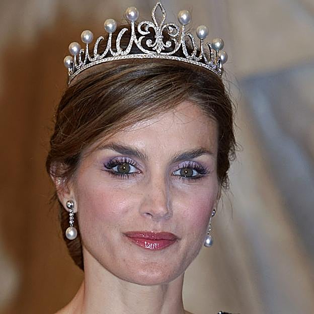 Doña Letizia portando la tiara Princesa, en 2015. 