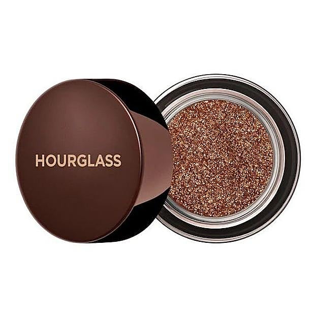 Scattered Light™ Glitter Eyeshadow Reflect de Hourglass. Precio: 37 euros
