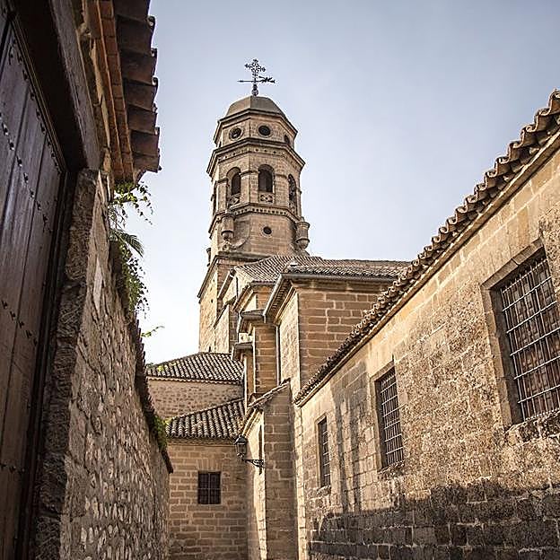 La ciudad andaluza Patrimonio de la Humanidad que tienes que visitar en primavera: joyas renacentistas y un museo curioso