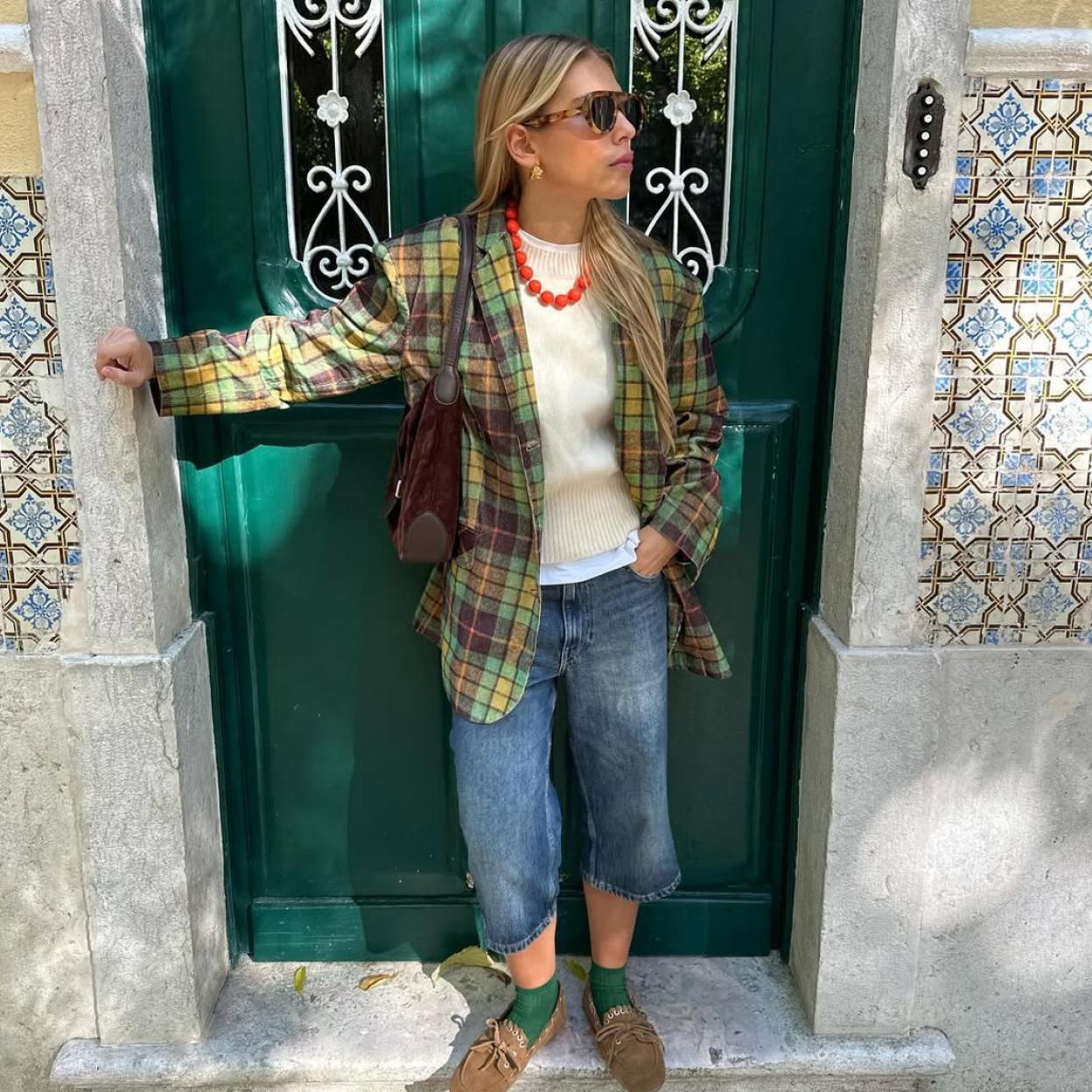 Bermudas largas, la alternativa moderna a los pantalones de siempre