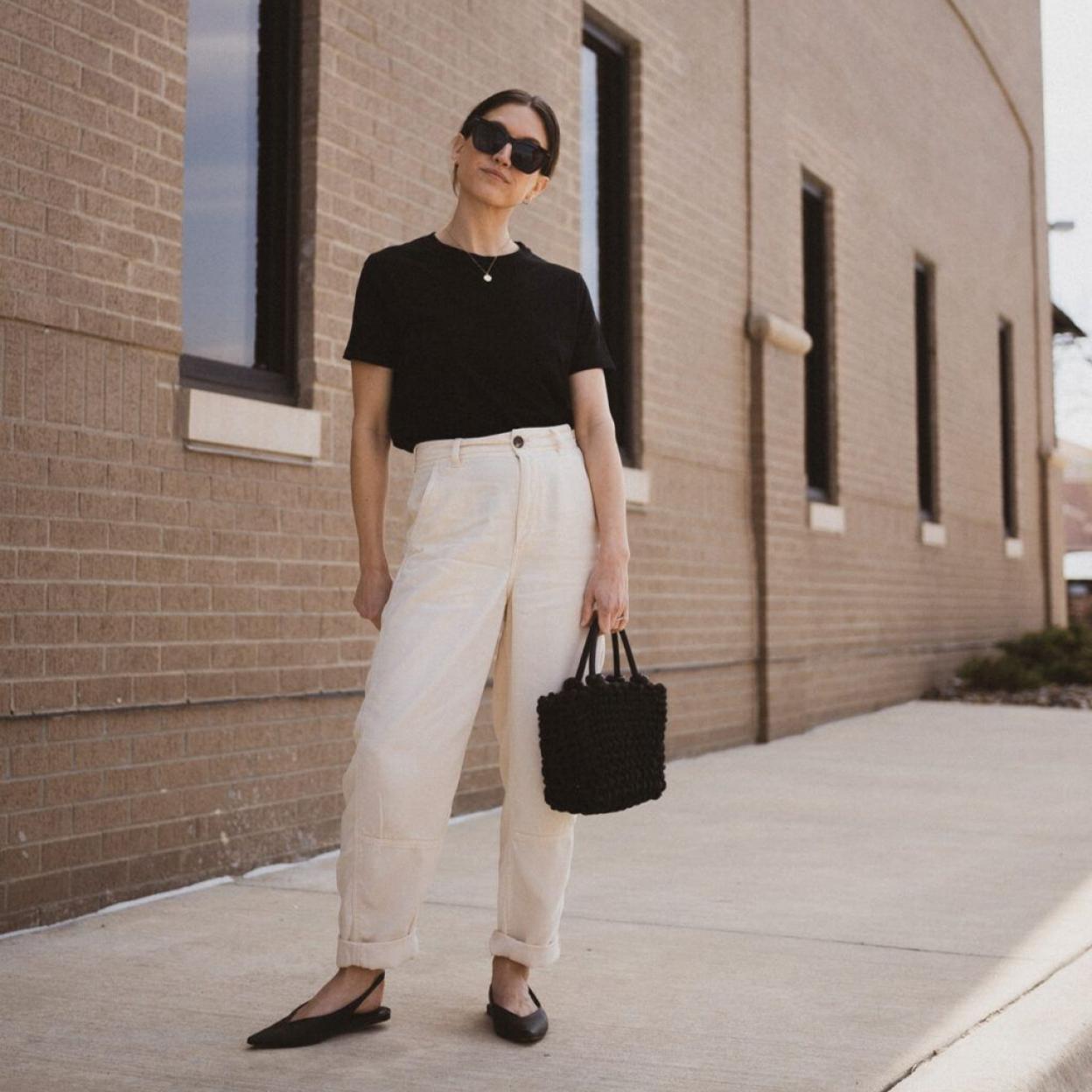 Influencer con bailarinas slingback