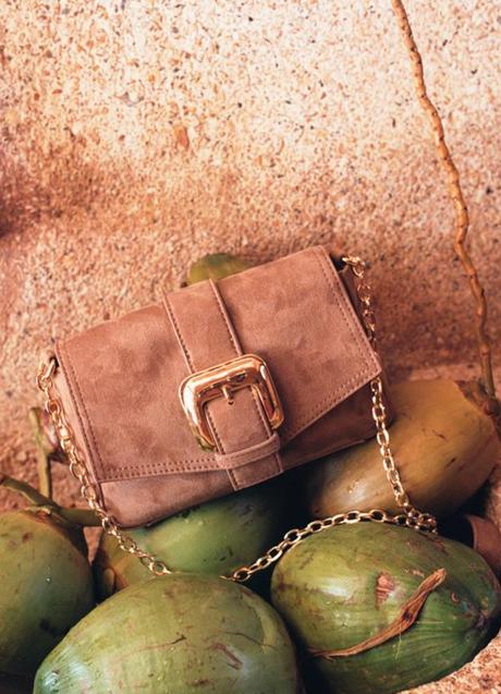 Imagen - Bolso bandolera de Stradivarius (15,99 euros)