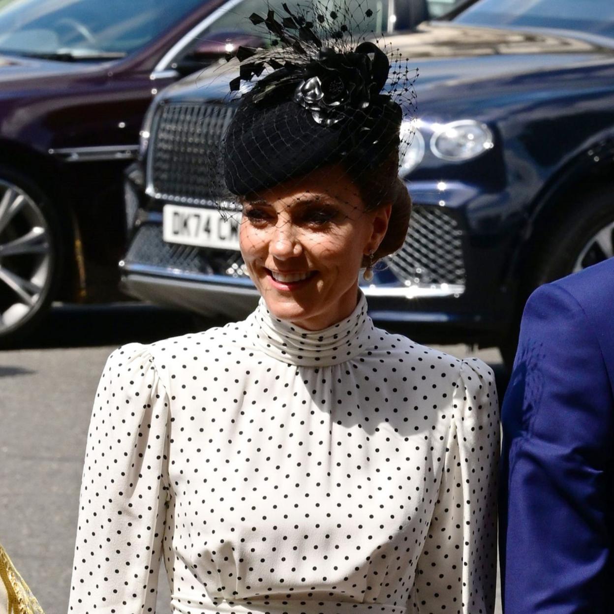 Kate Middleton con un vestido de lunares