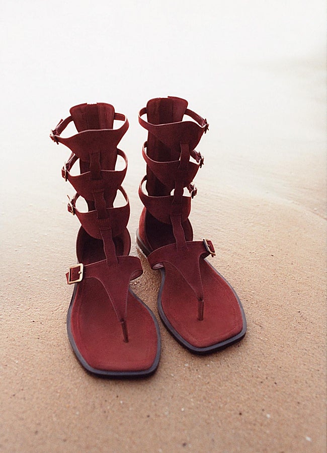 Imagen - Sandalias romanas de Stradivarius.
