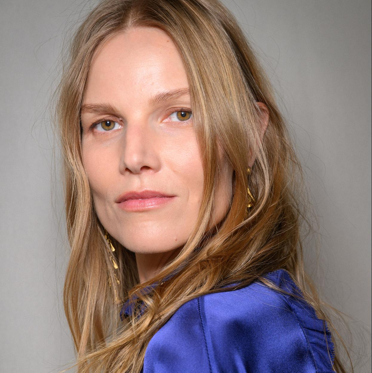 Anna Fuster, experta en dermocosmética: «Los exosomas reprograman las células envejecidas o dañadas»