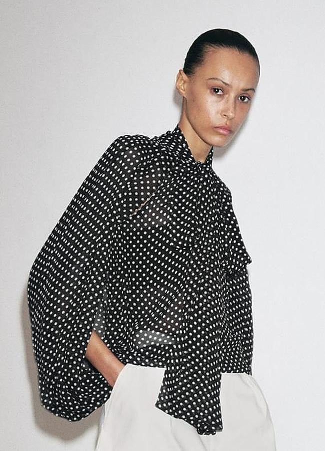 Imagen - Blusa con lazo de lunares