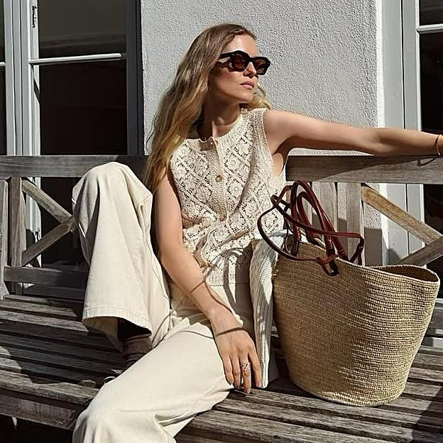 Bolsos de rafia que enamoran a las más elegantes: con tamaño perfecto 