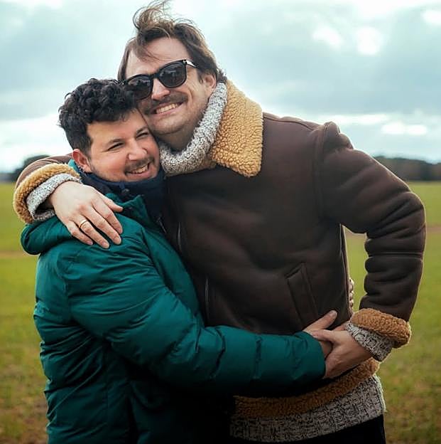 Fede Arias y Borja Barrera, una pareja feliz. 