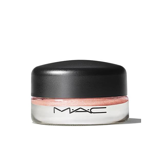 Sombra de ojos Pro Longwear Paint Pot de MAC.