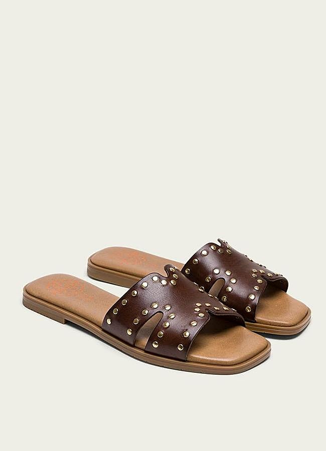 Imagen - Sandalias con pala adornadas con tachas