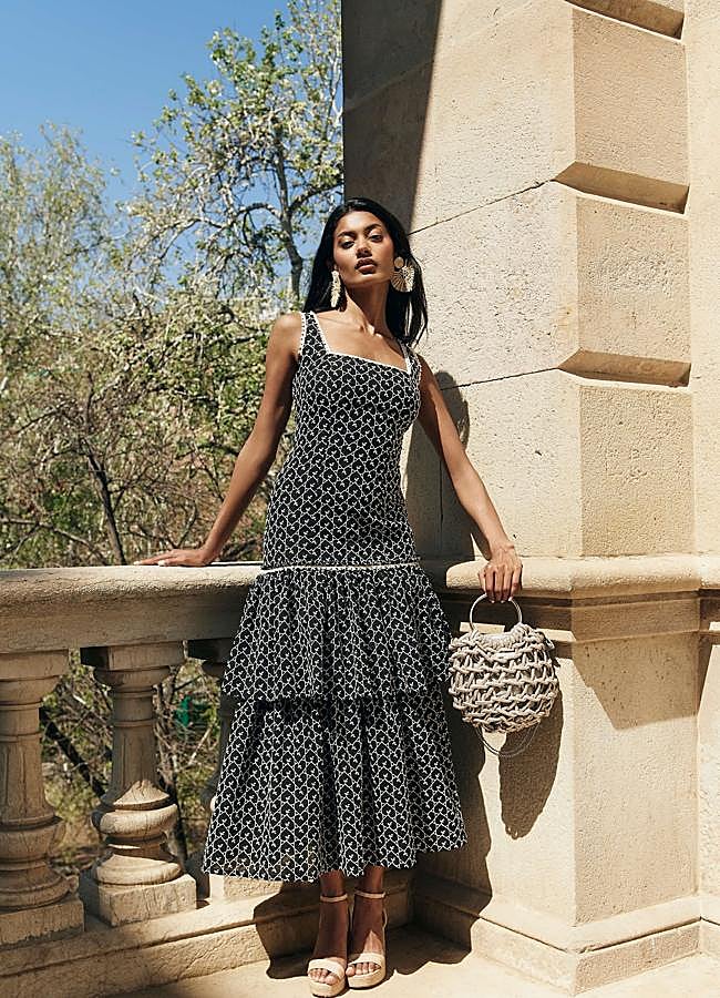 Imagen - Vestido Alma Bordado Negro de Miphai, 189,99 euros.