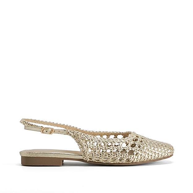 Zapato destalonado de Piccola Piu, en Merkal.