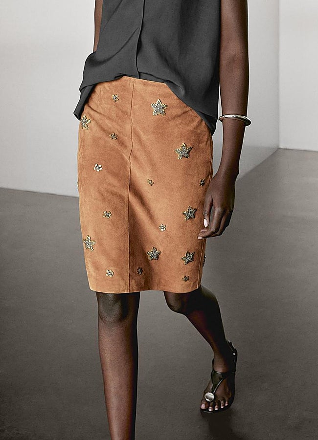 Imagen - Falda midi piel Massimo Dutti.