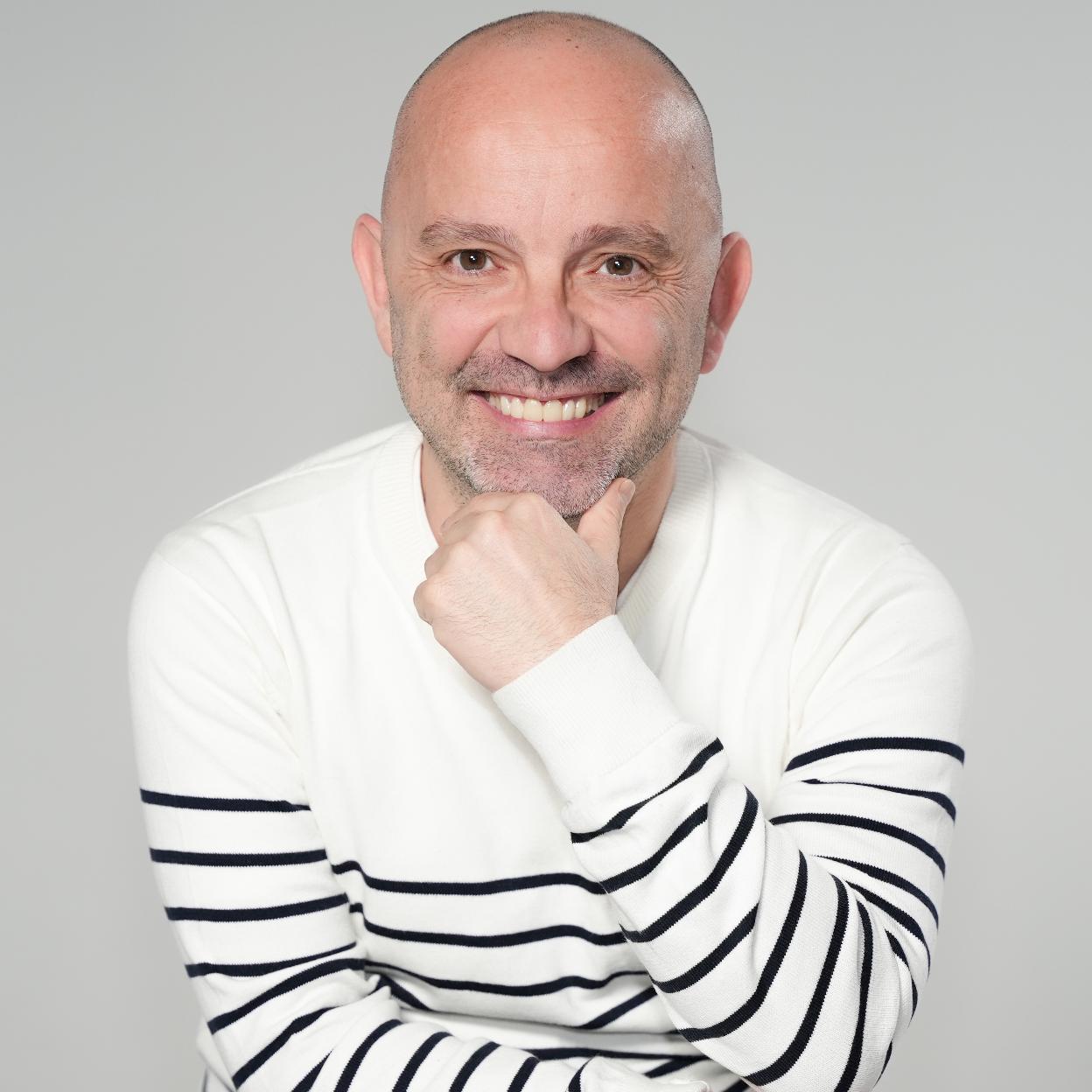 Juanra López acaba de presentar su segunda novela, Los amores improbables. 