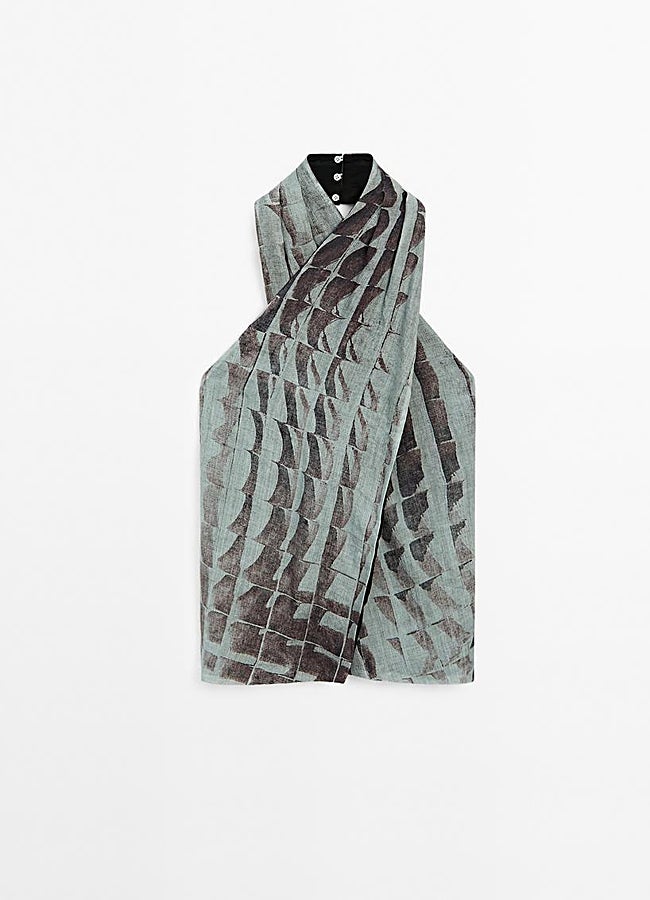 Imagen - Top estampado halter Massimo Dutti.