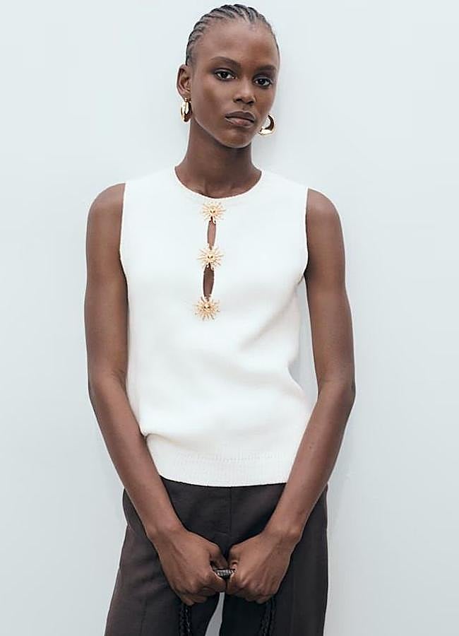 Imagen - Top de punto con adornos dorados