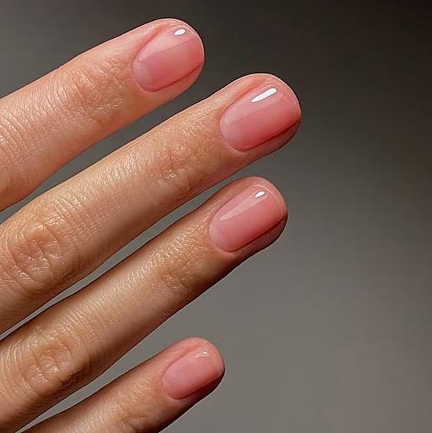 Así quedan las uñas coreanas.