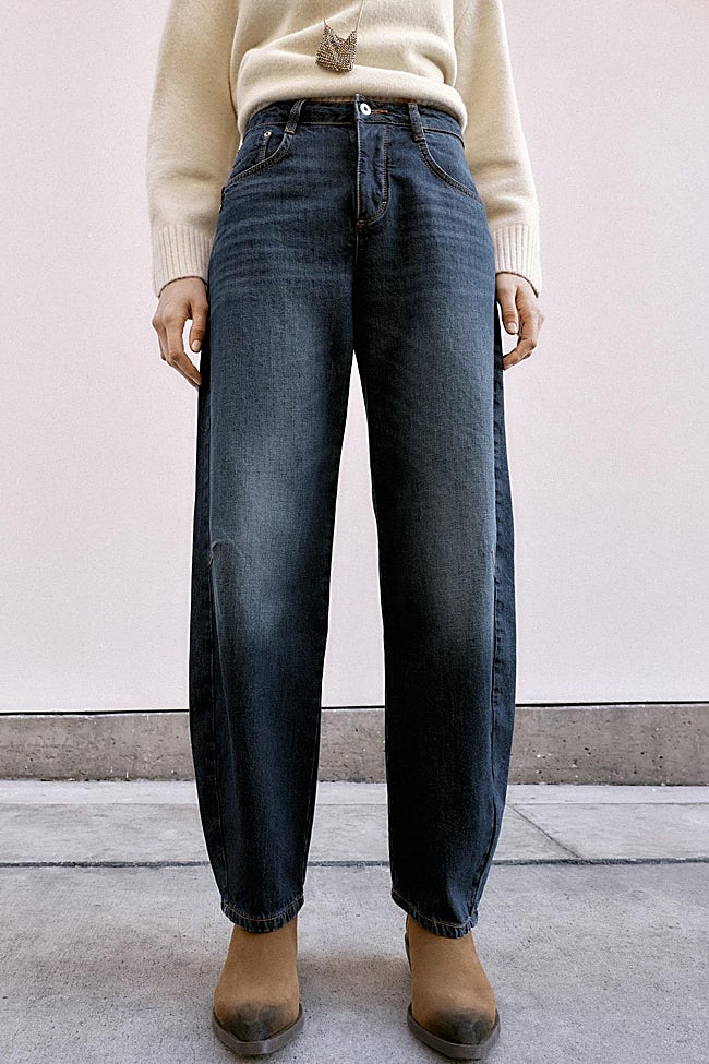 Vaqueros balloon de Zara (39,99 euros)