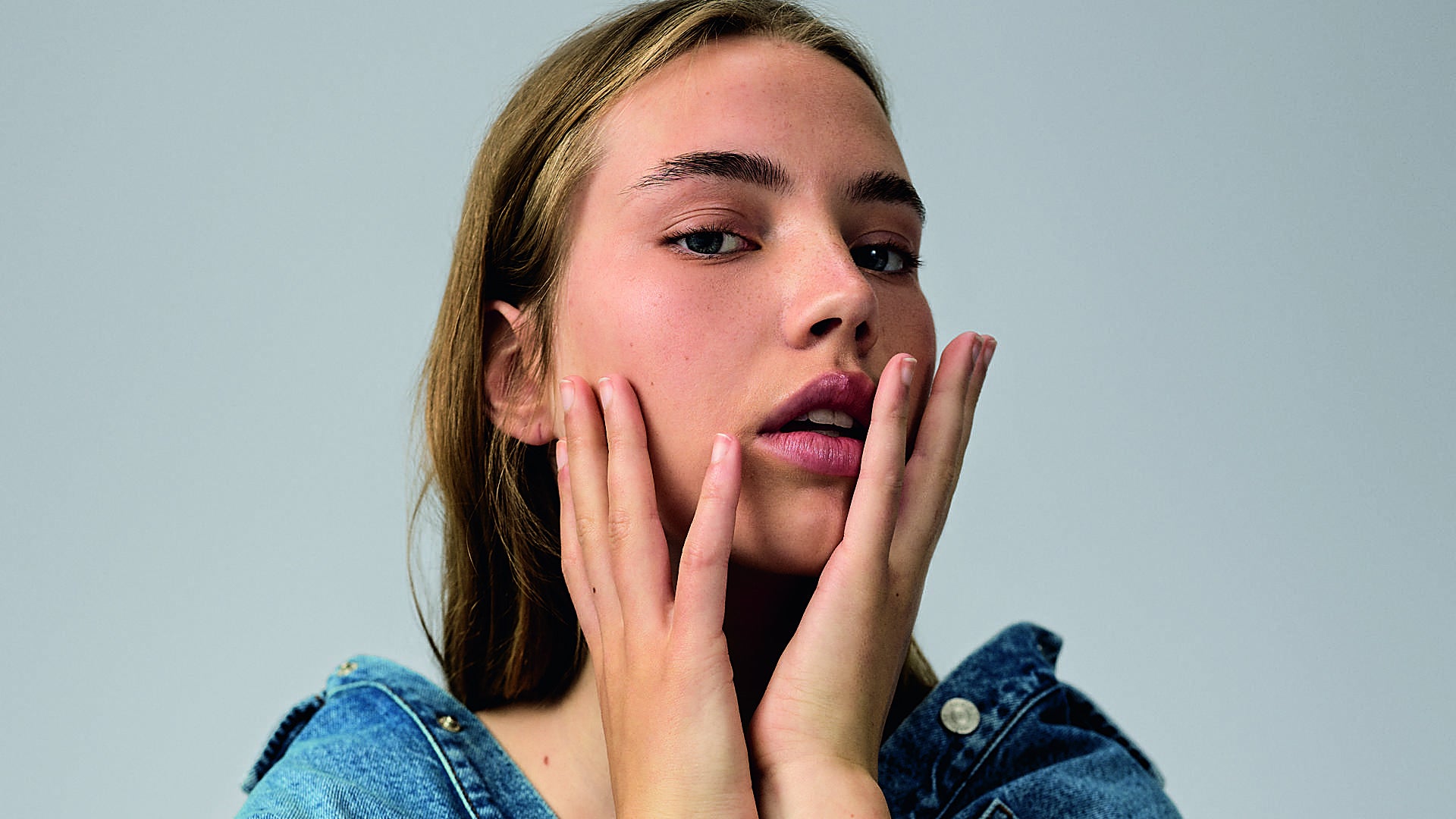 La mejor selección de bases que tienes que probar si tienes la piel seca y siempre se te cuartea el maquillaje