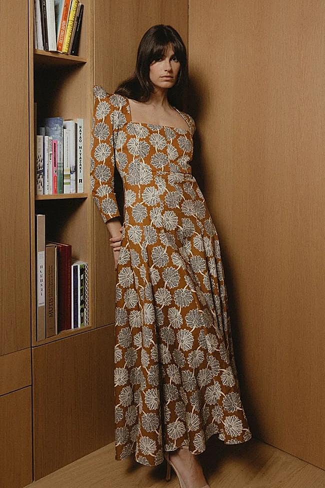 Vestido estampado Renne Mostaza de Coosy.