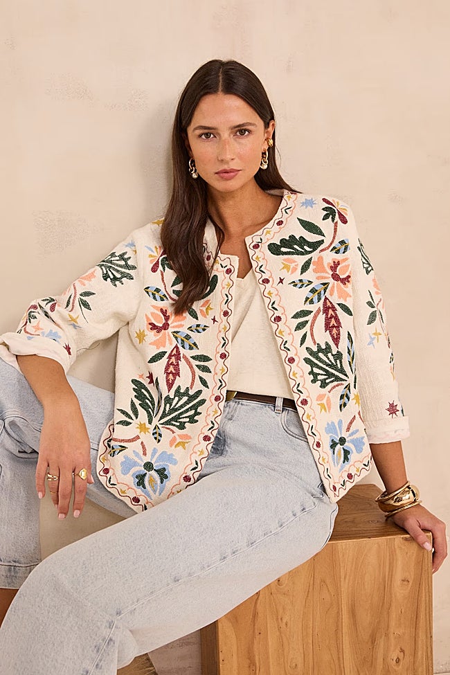 Chaqueta con bordados de Maison 123 (169 euros)