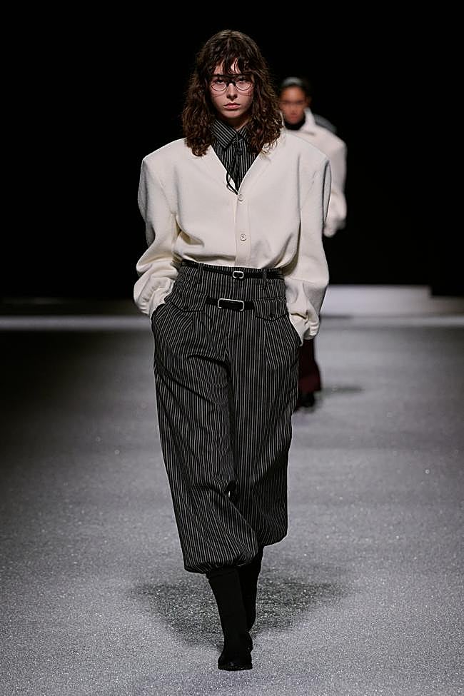 Desfile otoño-invierno 2026-2027 de Issey Miyake