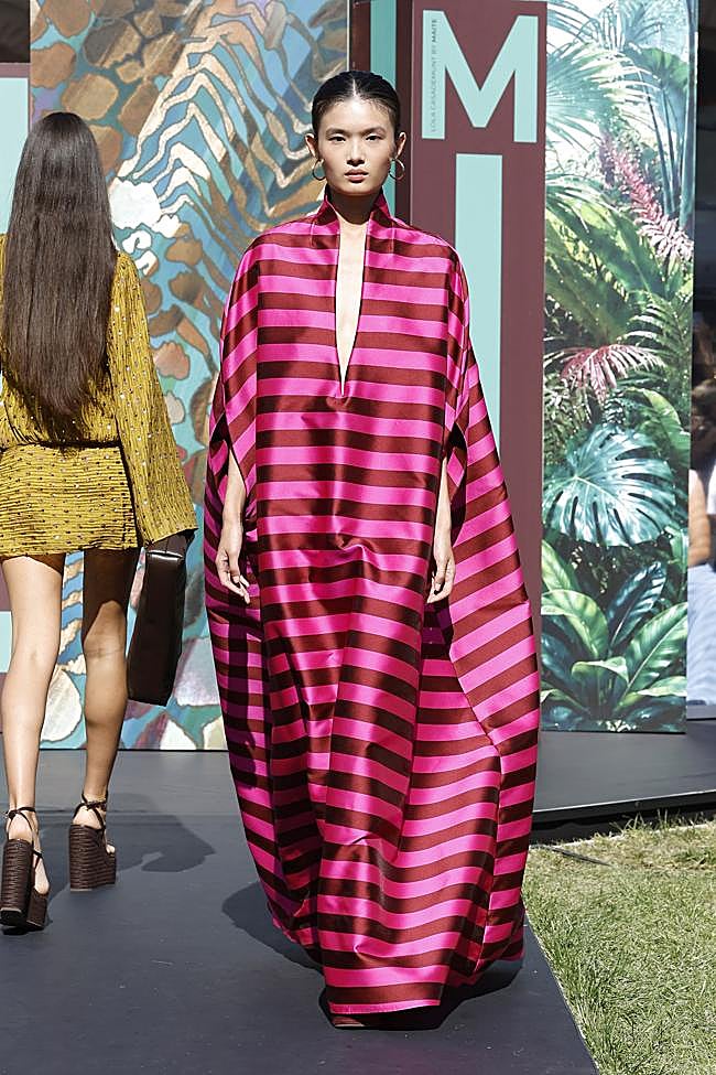 Look de Lola Casademunt by Maite en Mercedes-Benz Fashion Week Madrid.