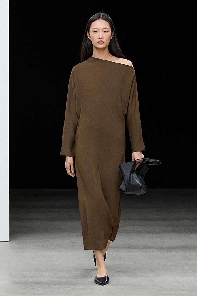 Vestido midi de Massimo Dutti (129 euros)