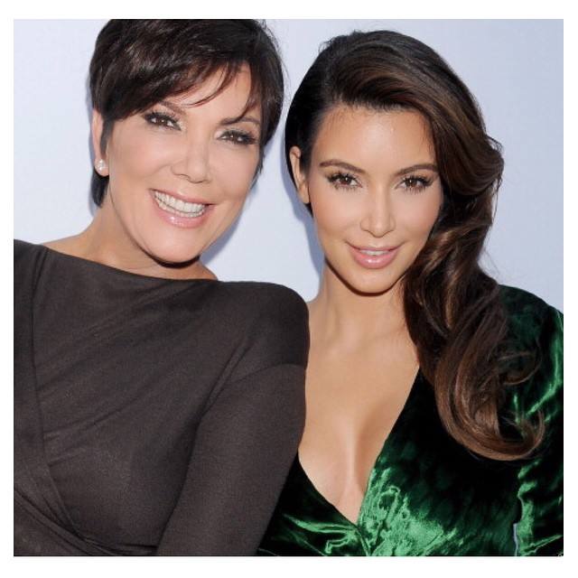 Kim Kardashian y su madre, Kris.