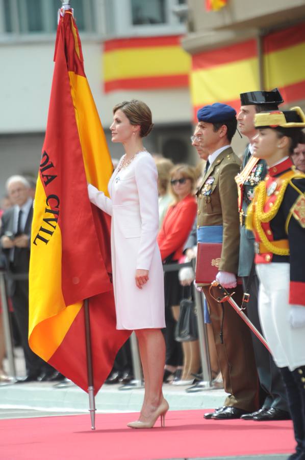 La Reina preside un homenaje a la Guardia Civil en Vitoria