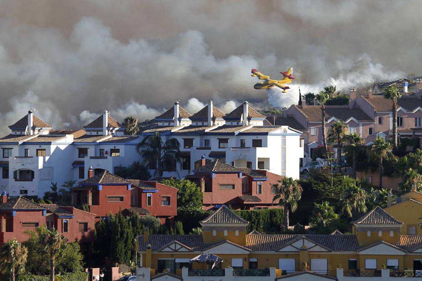 La Línea de la Concepción, en llamas