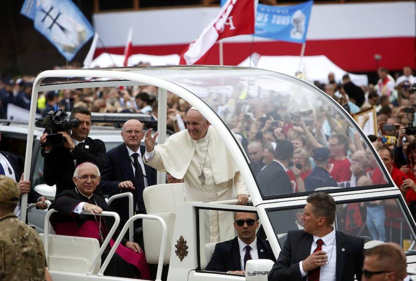 El Papa ya está en Polonia