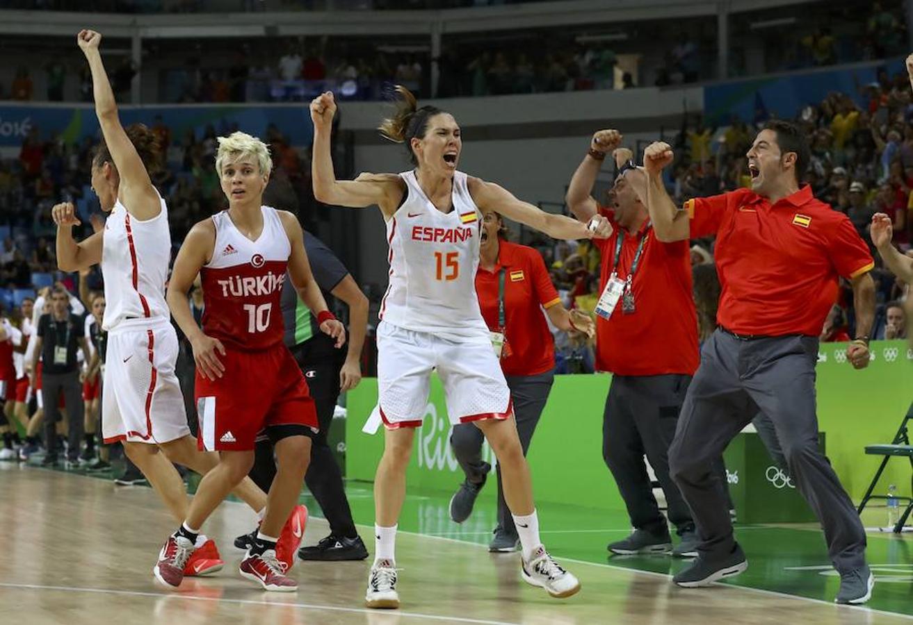 La selección femenina de baloncesto vence a Turquía