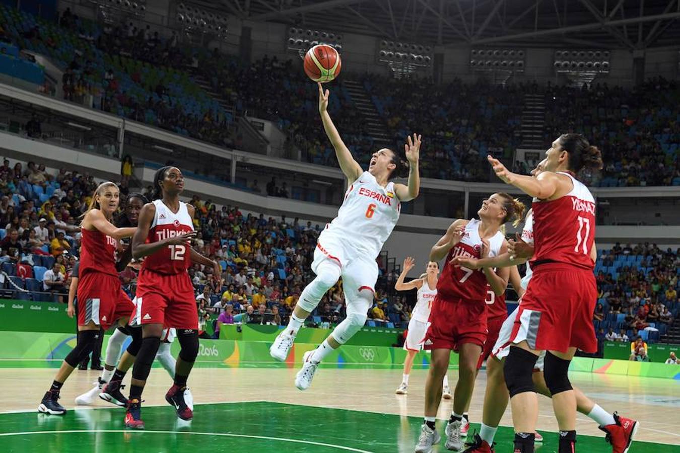 La selección femenina de baloncesto vence a Turquía