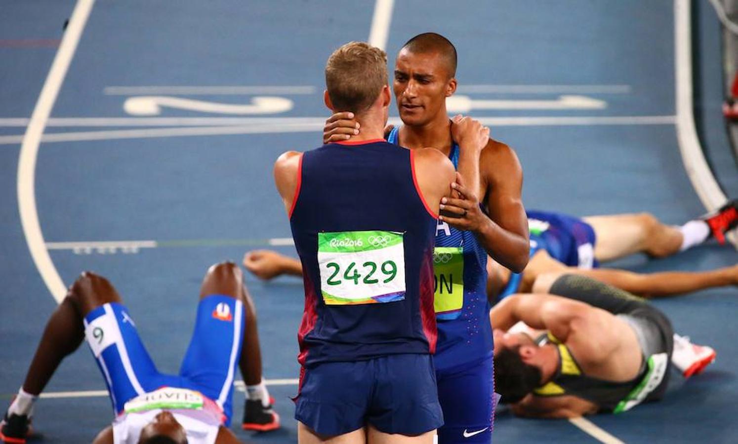 El estadounidense Ashton Eaton conserva la medalla dorada de decatlon