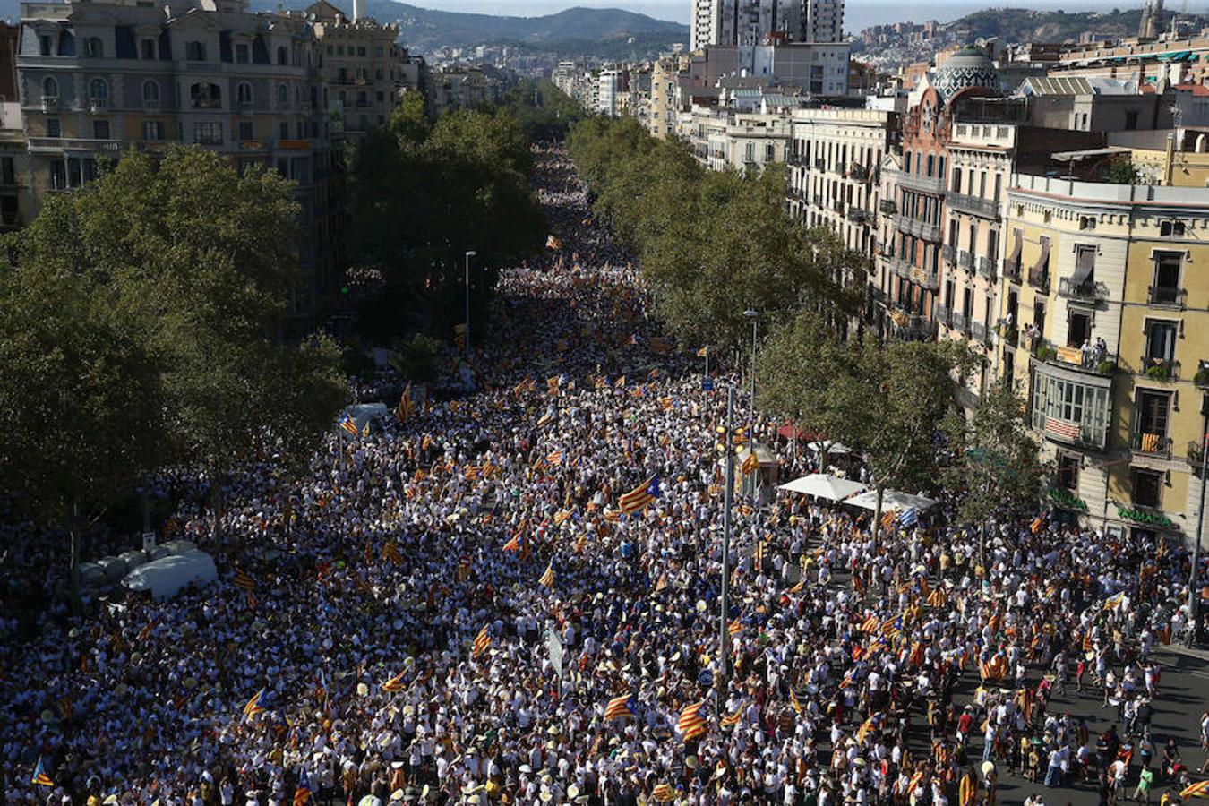 Manifestación independentista en cinco localidades de Cataluña