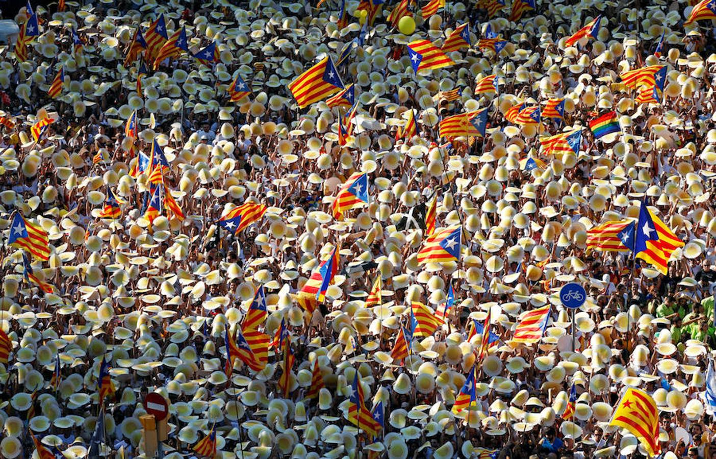 Manifestación independentista en cinco localidades de Cataluña